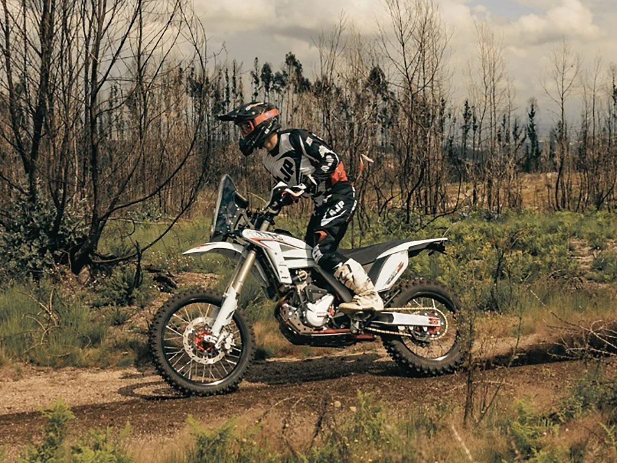 MOTOZINE
